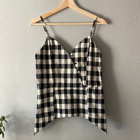 Black & White Gingham Top - Picture 2 of 12
